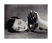 PGM Man Ray Noir et Blanche affiche art 60x50cm | Yourdecoration.fr
