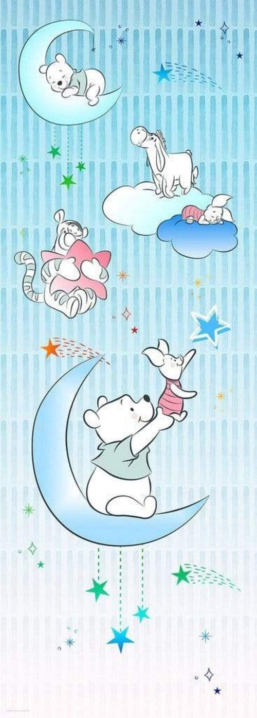 Komar Winnie Pooh Piglet and Stars Papier Peint Intissé 100x280cm 2 bandes | Yourdecoration.fr